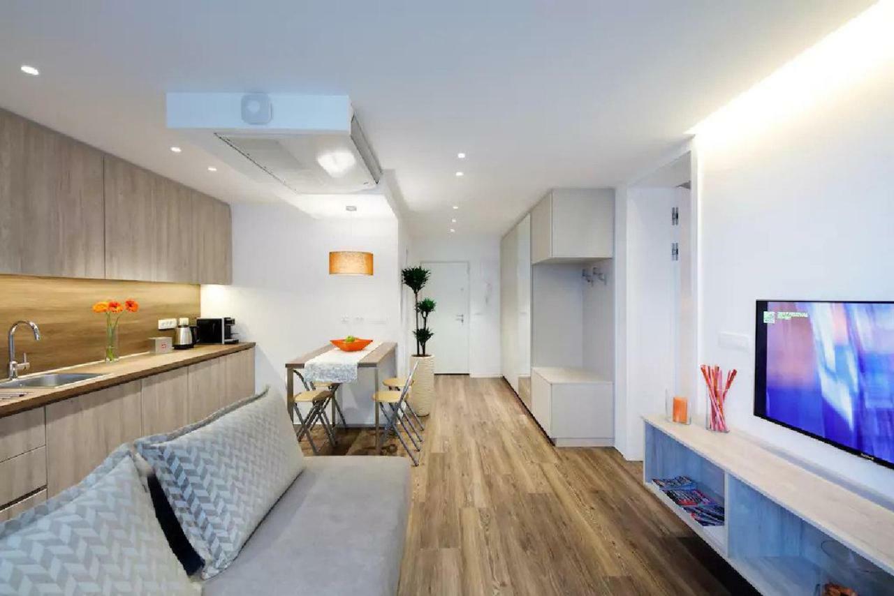★ Exclusive Central Apartment ★ Free Garage ★ ليوبليانا المظهر الخارجي الصورة